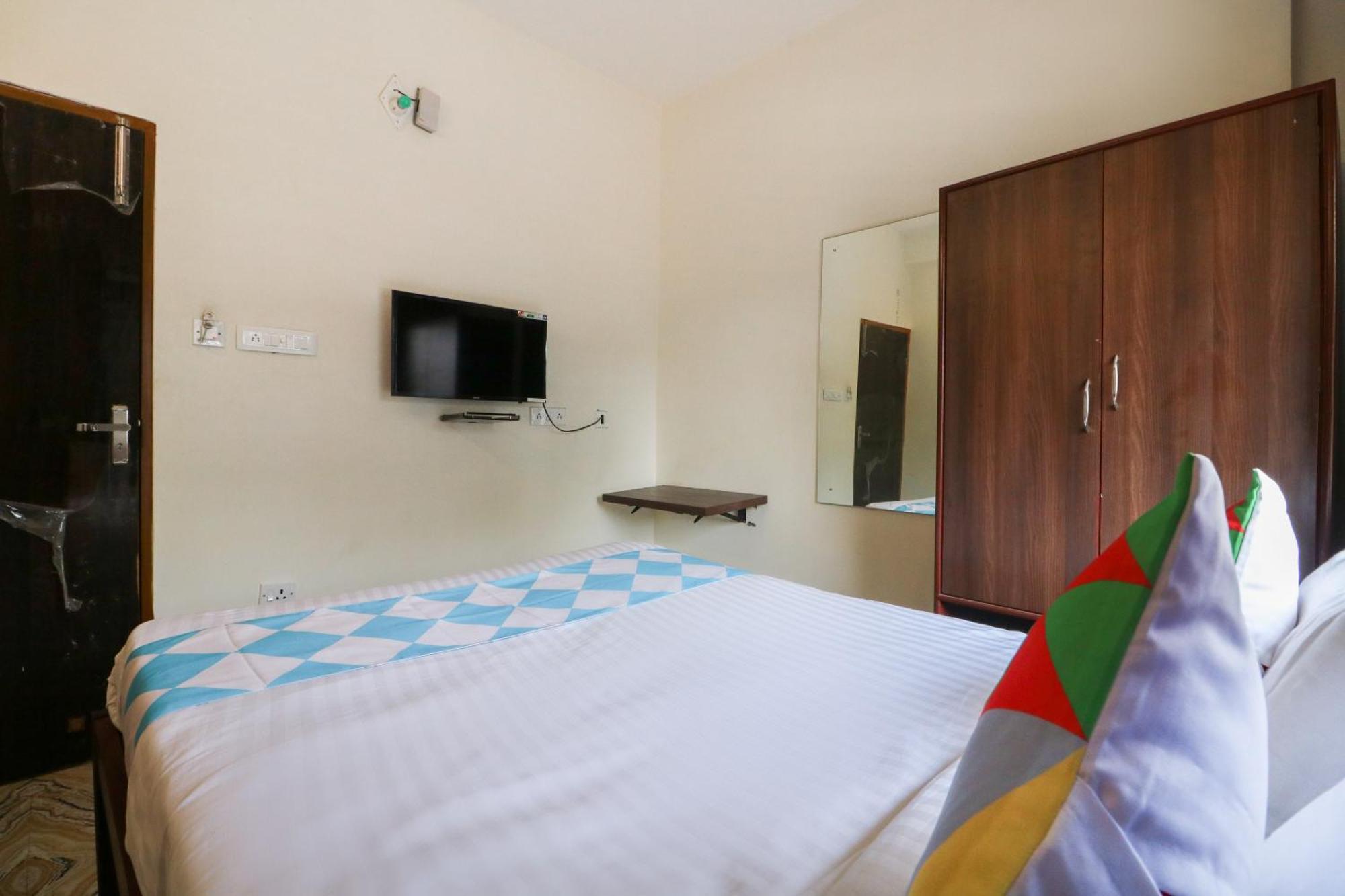 Hotel O Adri Hotels Near Dum Dum Metro Station エクステリア 写真